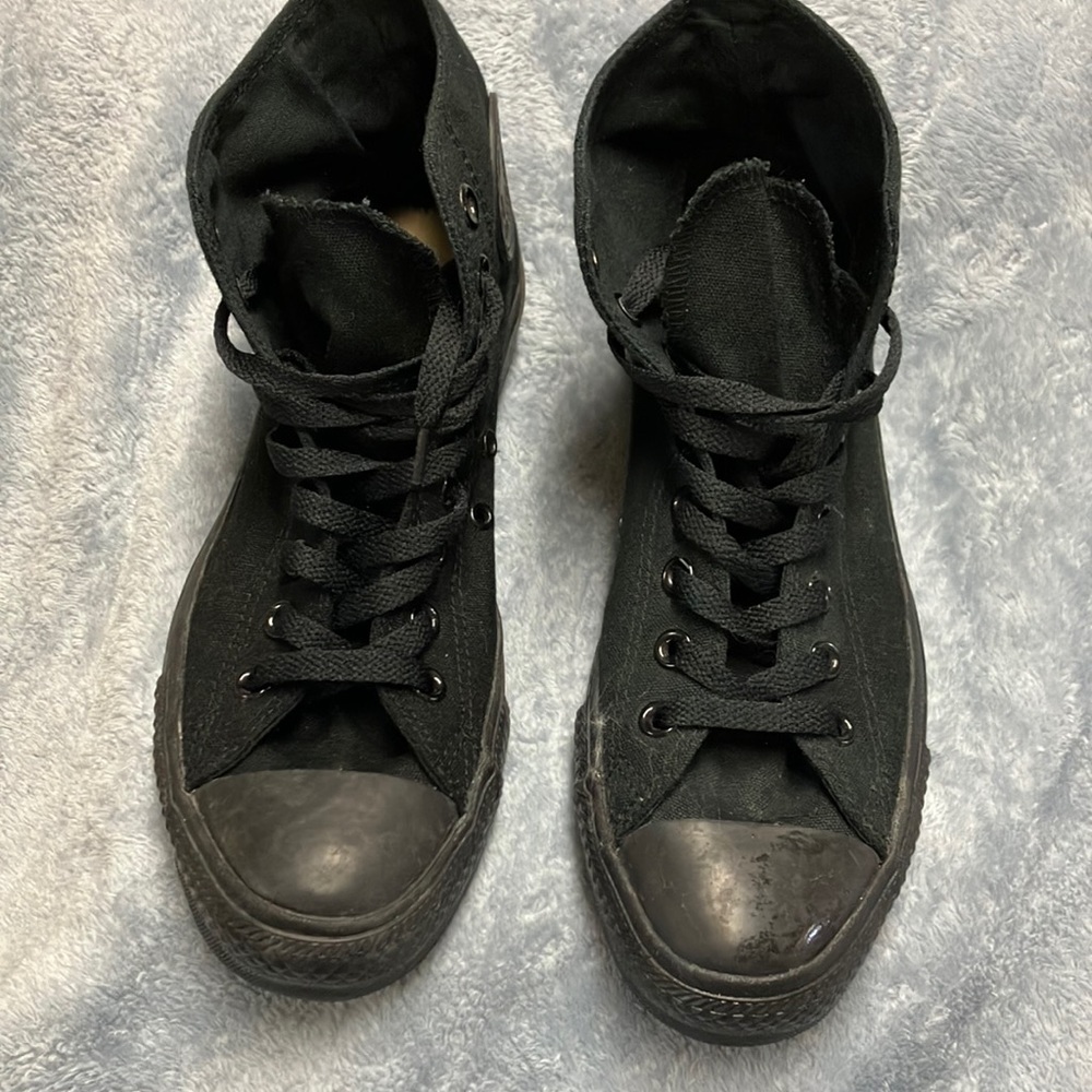 Mens All Star Converse Sneaker.